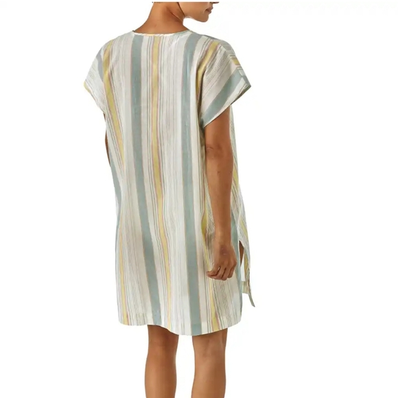 Patagonia A/C Lightweight Cover-up - Picture 2 of 5